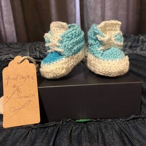 handchrochet newborn baby boy shoe